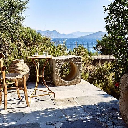 Nikolaou Art Residence Aegina Eksteriør bilde