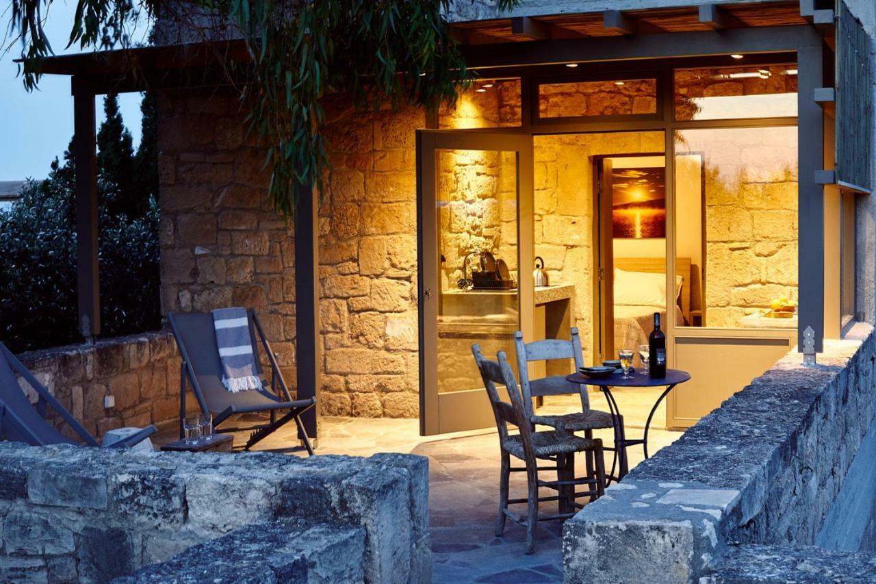 Nikolaou Art Residence Aegina Eksteriør bilde