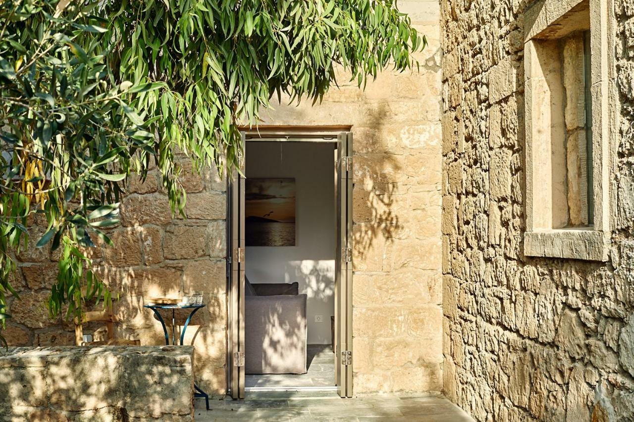 Nikolaou Art Residence Aegina Eksteriør bilde